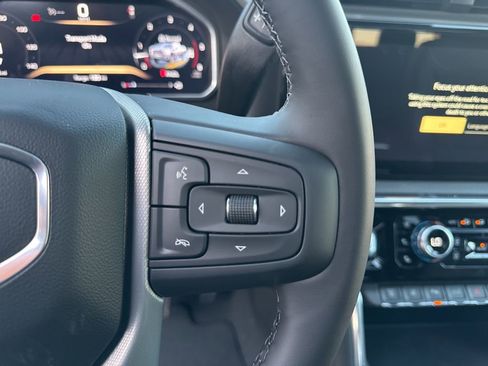 New 2026 GMC Sierra 2500 Denali w/ Denali Reserve Package image 19