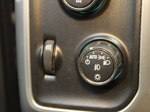 Used 2018 GMC Sierra 1500 SLE image 19