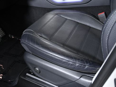 Used 2023 Mercedes-Benz GLS 450 4MATIC image 34