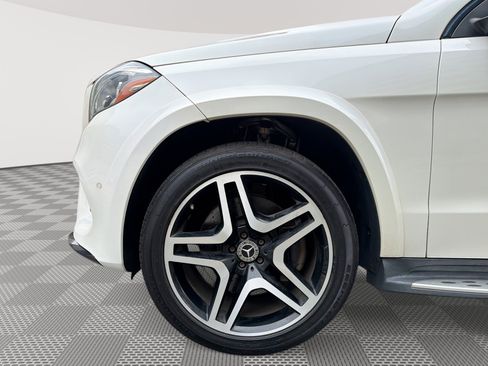 Used 2017 Mercedes-Benz GLS 550 4MATIC w/ Night Package image 19