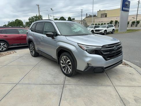New 2026 Subaru Forester Touring AWD/4WD image 4