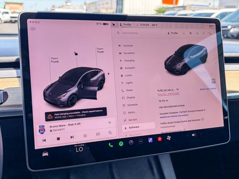 Used 2022 Tesla Model Y Performance AWD/4WD image 21