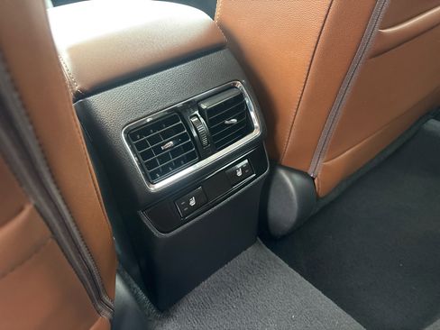 Used 2017 Subaru Outback 2.5i Touring image 31