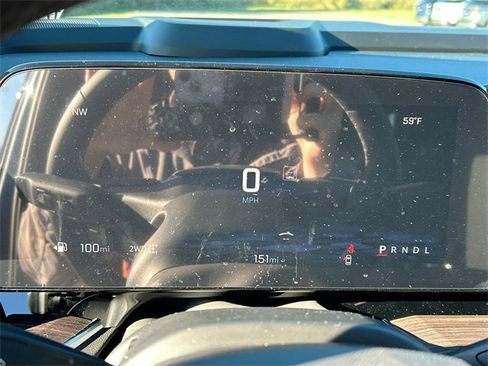 New 2025 Chevrolet Suburban Premier image 11