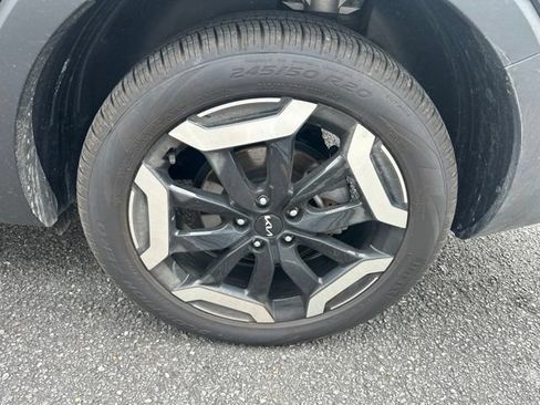 Used 2025 Kia Telluride S AWD/4WD image 9