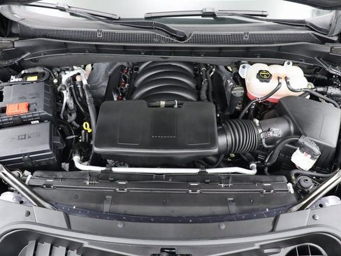 Used 2025 Chevrolet Tahoe LT image 13