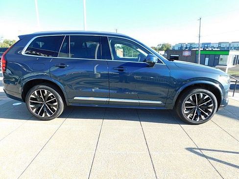 New 2026 Volvo XC90 B6 Plus w/ Protection Package image 6