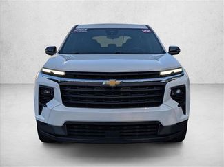 Used 2024 Chevrolet Traverse LS FWD video 2