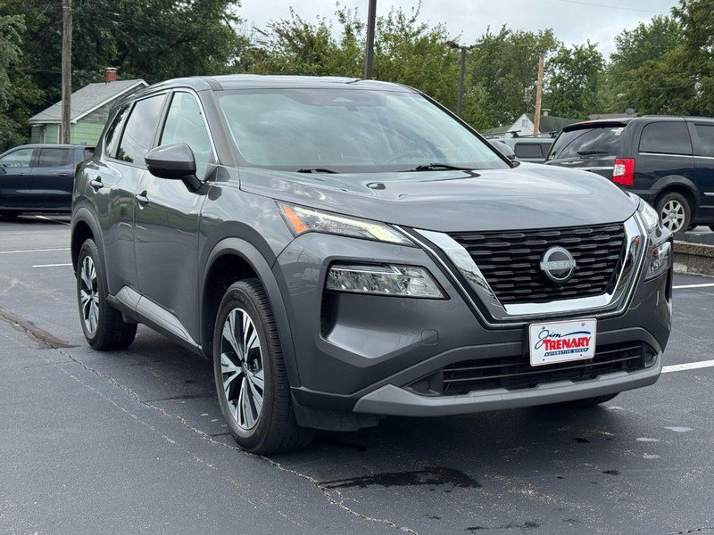 Used 2022 Nissan Rogue SV FWD image 2