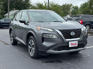 Used 2022 Nissan Rogue SV FWD video 2
