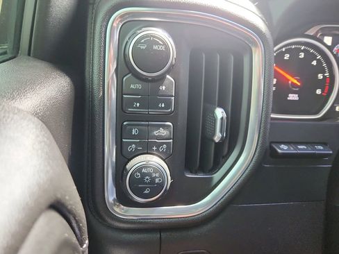 Used 2021 Chevrolet Silverado 1500 High Country w/ Technology Package AWD/4WD image 27