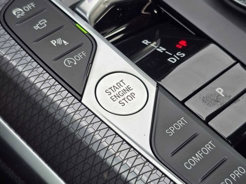 New 2026 BMW 330i xDrive 330i NA xDrive w/ M Sport Package image 47