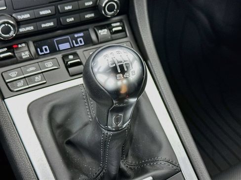 Certified 2025 Porsche 718 Cayman GTS RWD image 20