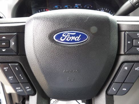 Used 2022 Ford E-350 and Econoline 350 Super Duty RWD image 11