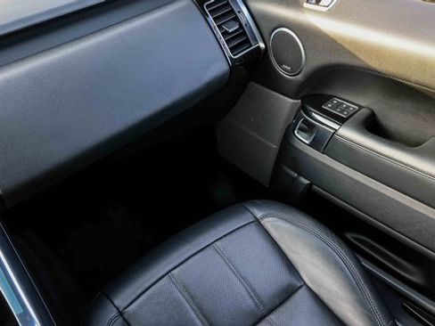 Used 2021 Land Rover Range Rover Sport HSE Silver Edition image 18