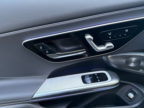 New 2026 Mercedes-Benz CLE 300 4MATIC Coupe image 10