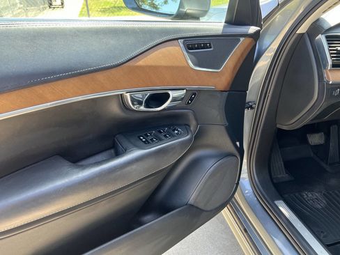 Used 2016 Volvo XC90 T6 Inscription w/ Vision Package image 34