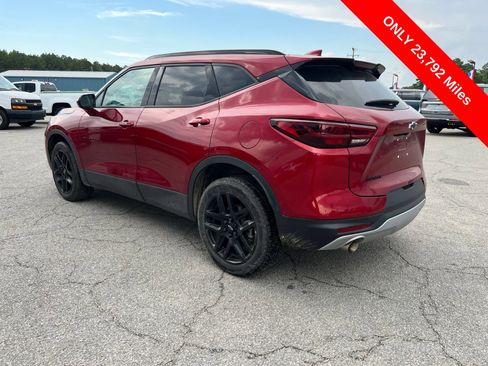 Used 2024 Chevrolet Blazer LT w/ Convenience Package FWD image 3