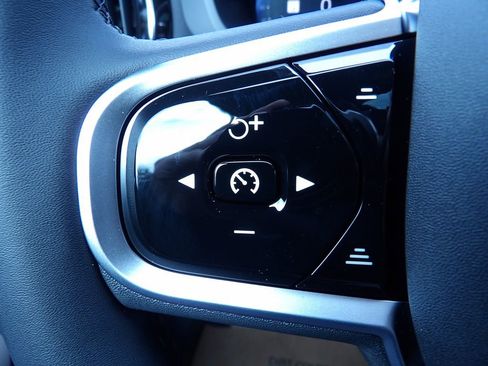 New 2026 Volvo XC60 B5 Plus w/ Protection Package Premier image 16