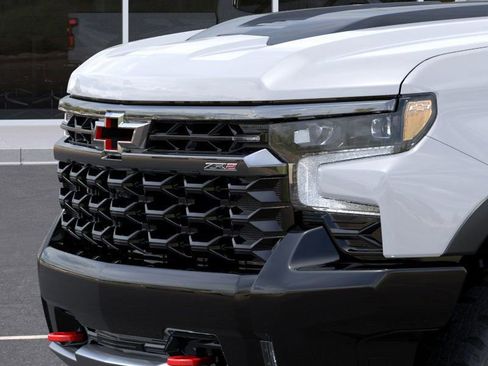 New 2025 Chevrolet Silverado 1500 ZR2 w/ Technology Package image 13