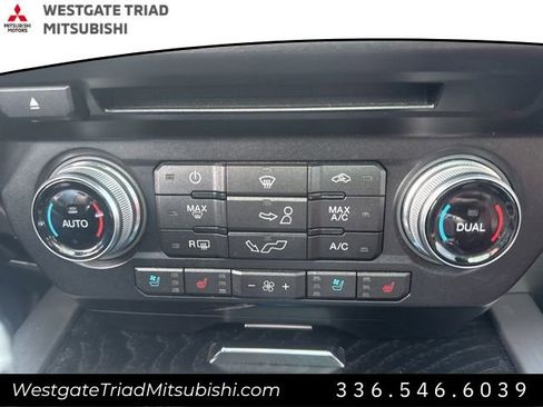 Used 2018 Ford F150 Platinum w/ Equipment Group 701A Luxury image 26