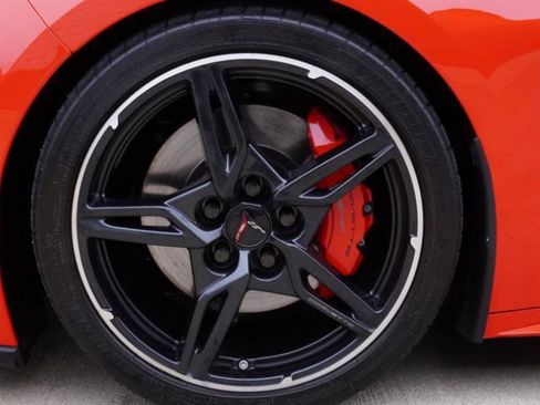 Used 2021 Chevrolet Corvette Stingray Preferred Conv w/ Z51 Performance Package RWD image 46