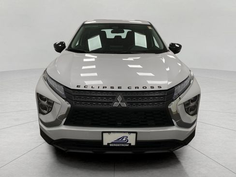 New 2026 Mitsubishi Eclipse Cross LE image 9