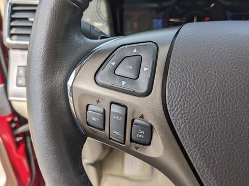 Used 2013 Lincoln MKX FWD image 31