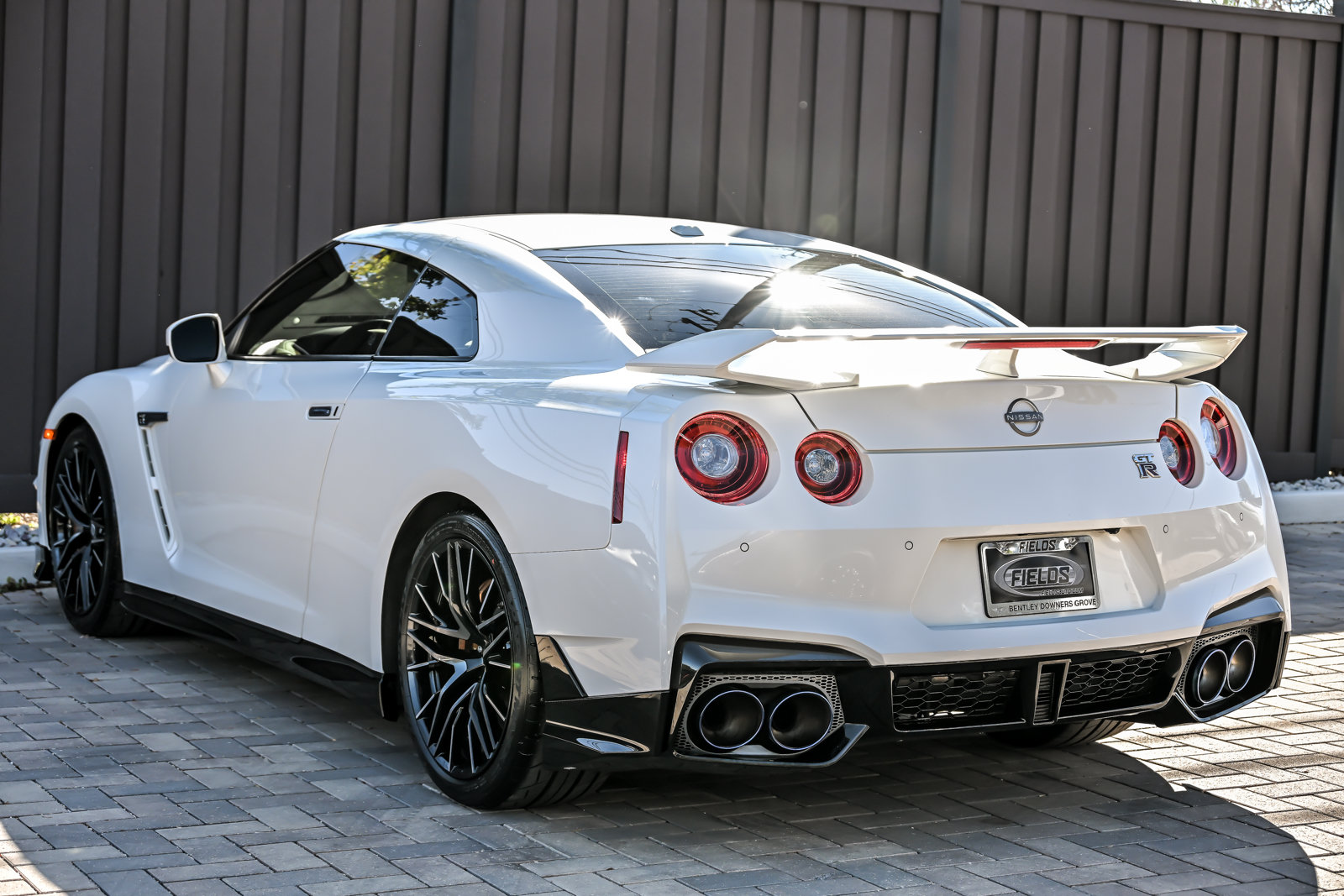 Used 2024 Nissan GT-R Premium w/ Premium Interior Package AWD/4WD image 13