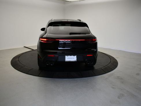 New 2026 Porsche Macan AWD/4WD image 7