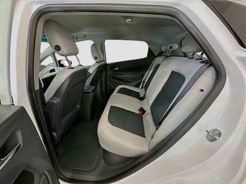 Used 2018 Chevrolet Bolt LT FWD image 28