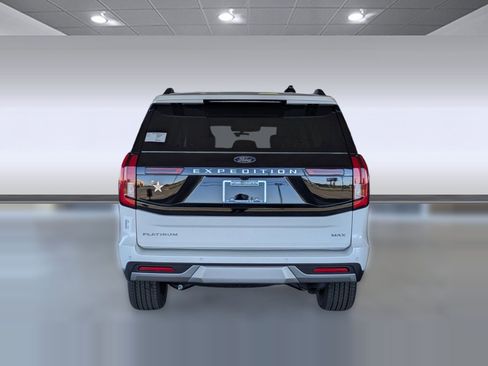 New 2025 Ford Expedition Max Platinum w/ Platinum Ultimate Package image 9