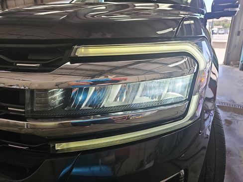 Used 2024 Ford Expedition Limited AWD/4WD image 31