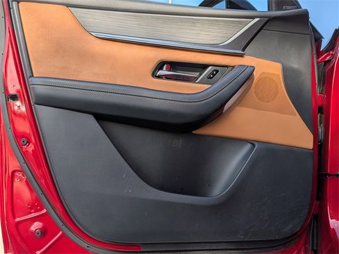 Used 2025 MAZDA CX-70 3.3 Turbo S w/ Premium Plus image 10