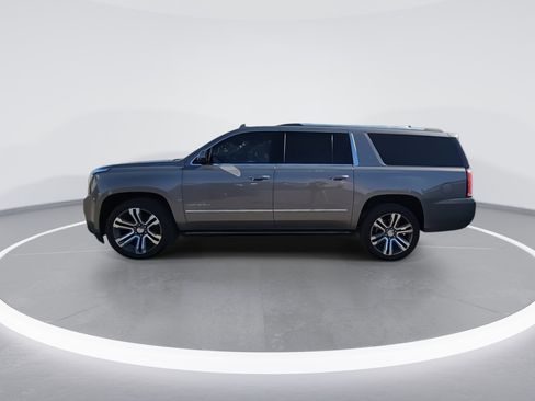 Used 2019 GMC Yukon XL Denali w/ Denali Ultimate Package image 5