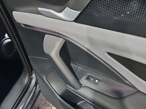 New 2026 Volkswagen Tiguan SE R-Line AWD/4WD image 15