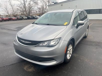 Used 2017 Chrysler Pacifica Touring