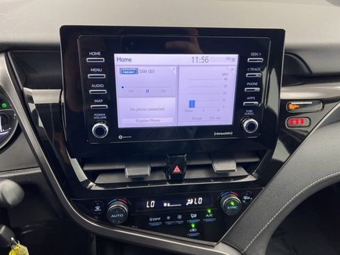 Used 2023 Toyota Camry SE image 15