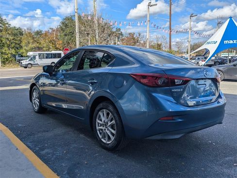 Used 2017 MAZDA MAZDA3 Sport w/ Preferred Equipment Package image 5