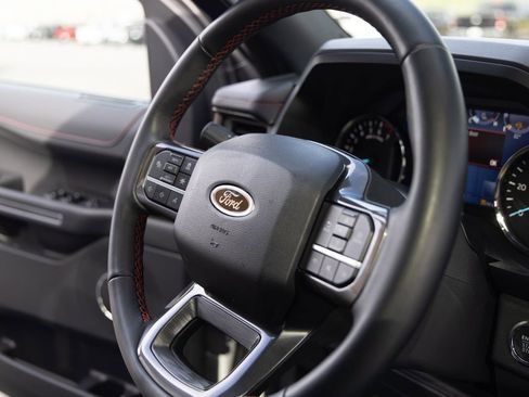 Used 2023 Ford Expedition Limited image 36