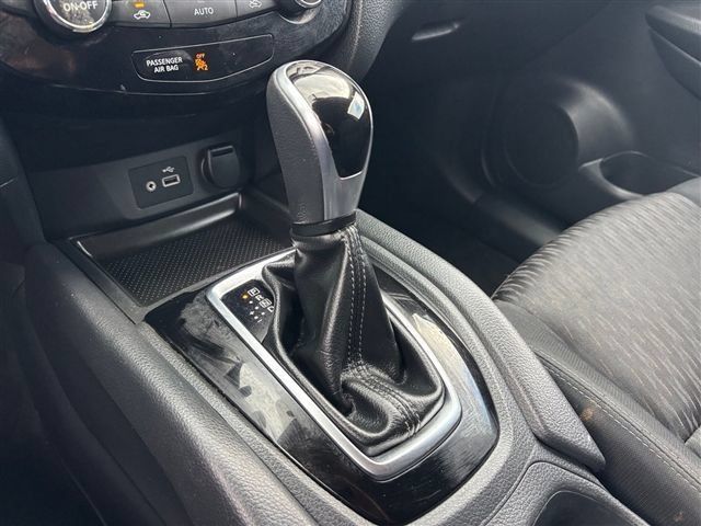Used 2018 Nissan Rogue SV FWD image 29