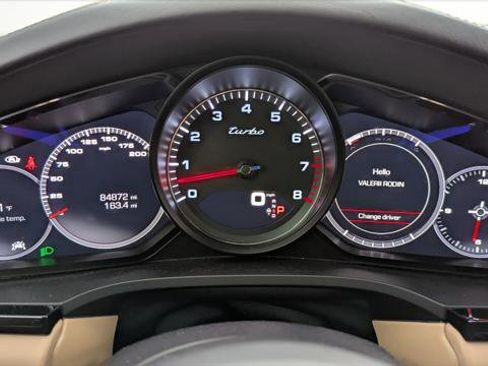 Used 2019 Porsche Cayenne Turbo w/ Premium Plus Package AWD/4WD image 27