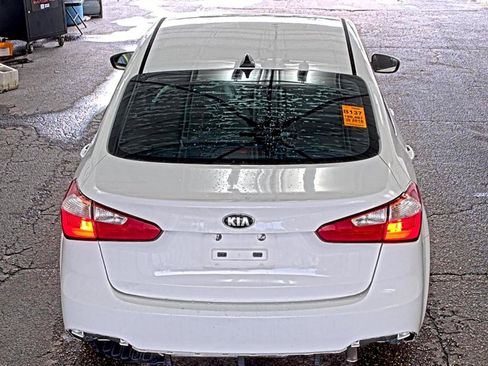 Used 2016 Kia Forte LX FWD image 4