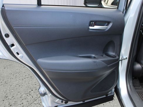 Used 2022 Toyota Corolla Cross XLE w/ Convenience Package FWD image 45