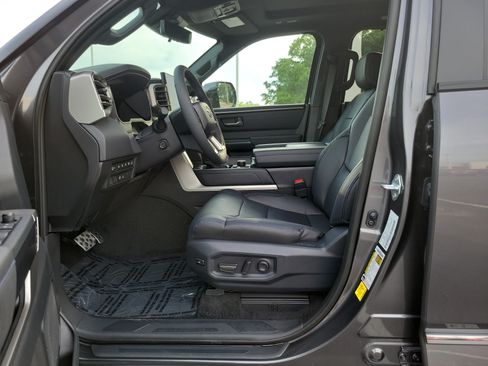 New 2026 Toyota Sequoia Platinum AWD/4WD image 18
