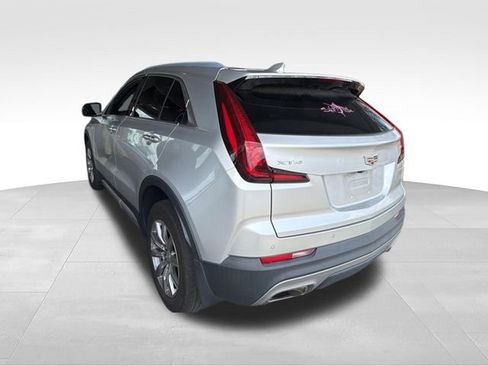 Used 2021 Cadillac XT4 Premium Luxury FWD image 4