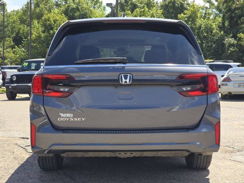 Used 2025 Honda Odyssey EX-L image 16