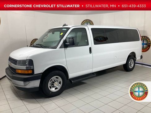 Used 2025 Chevrolet Express 3500 LT w/ LT Preferred Equipment Group RWD image 1