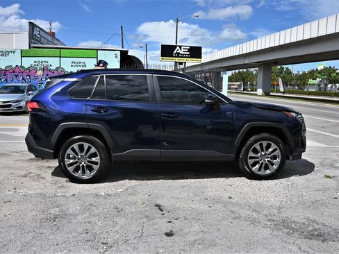 Used 2025 Toyota RAV4 XLE Premium image 7