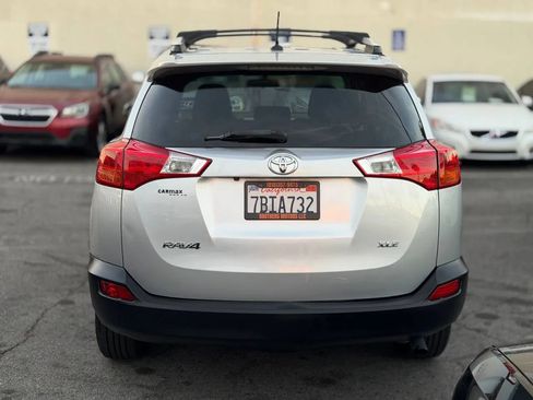 Used 2013 Toyota RAV4 XLE image 13